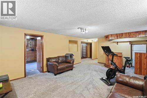 2815 Corbett Road, Regina, SK - Indoor Photo Showing Gym Room
