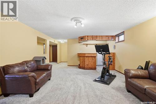 2815 Corbett Road, Regina, SK - Indoor Photo Showing Gym Room