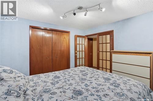 2815 Corbett Road, Regina, SK - Indoor Photo Showing Bedroom