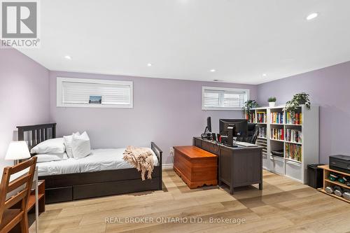21 Decarie Circle, Toronto, ON - Indoor