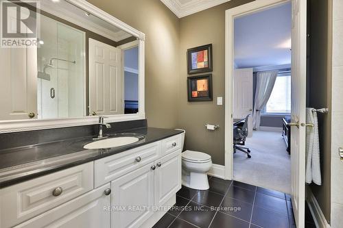 683 Canyon Street, Mississauga, ON - Indoor Photo Showing Bathroom