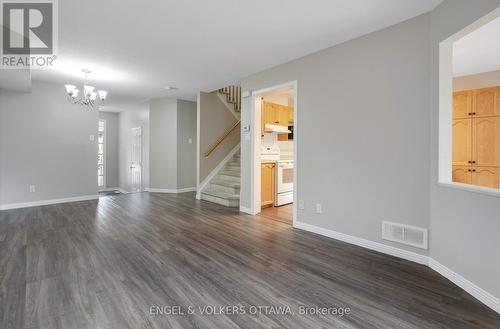551 Wild Shore Crescent, Ottawa, ON - Indoor Photo Showing Other Room