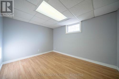 1 East Hampton Road, St. Catharines (Glendale/Glenridge), ON - Indoor Photo Showing Other Room