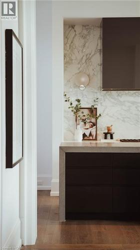 31 Reid Court, Puslinch, ON - Indoor Photo Showing Other Room