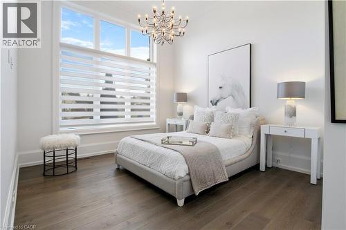 31 Reid Court, Puslinch, ON - Indoor Photo Showing Bedroom