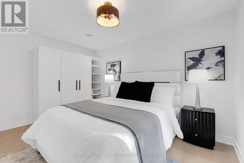 14 Henderson Avenue, Markham, ON - Indoor Photo Showing Bedroom