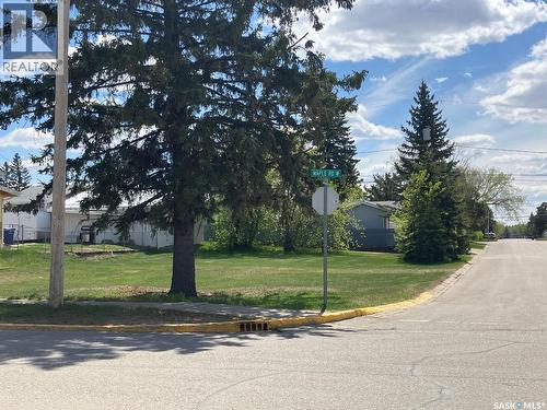 622 Maple Road W, Nipawin, SK 