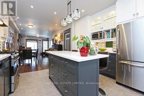 258 Silver Birch Avenue, Toronto, ON - Indoor Photo Showing Kitchen With Upgraded Kitchen