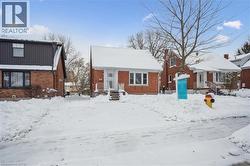 45 WOODLAND Avenue  Kitchener, ON N2M 3G8