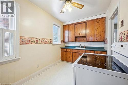 45 Woodland Avenue, Kitchener, ON - Indoor Photo Showing Other Room