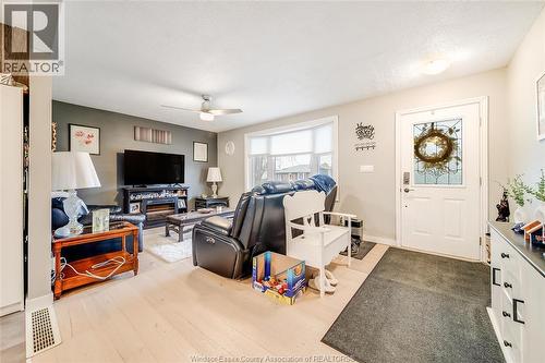 21 Pearl, Tilbury, ON - Indoor