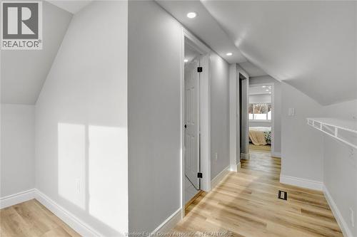 3104 Academy, Windsor, ON - Indoor Photo Showing Other Room