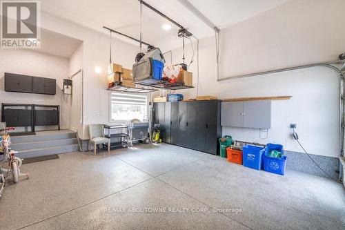 334 Third Lane, Oakville, ON - Indoor