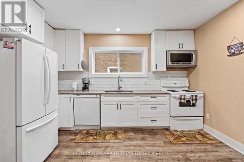 42 Grove Street, Welland (Welland Downtown), ON - Indoor Photo Showing Kitchen