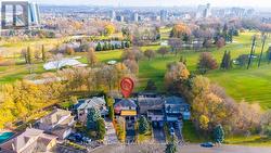 43 GOLFWOOD HEIGHTS E  Toronto, ON M9P 3L8
