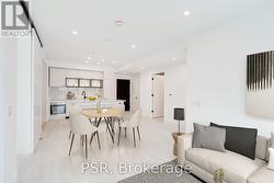 524 - 505 RICHMOND STREET W  Toronto, ON M5V 0P4