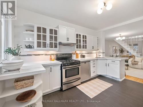 132 Withrow Avenue, Toronto, ON - Indoor Photo Showing Kitchen