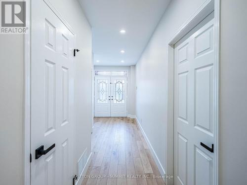 7676 Black Walnut Trail E, Mississauga, ON - Indoor Photo Showing Other Room