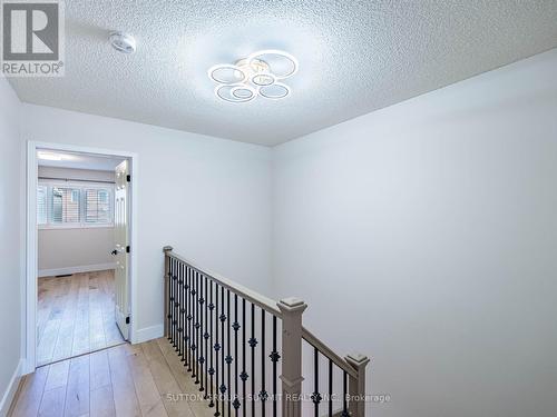 7676 Black Walnut Trail E, Mississauga, ON - Indoor Photo Showing Other Room