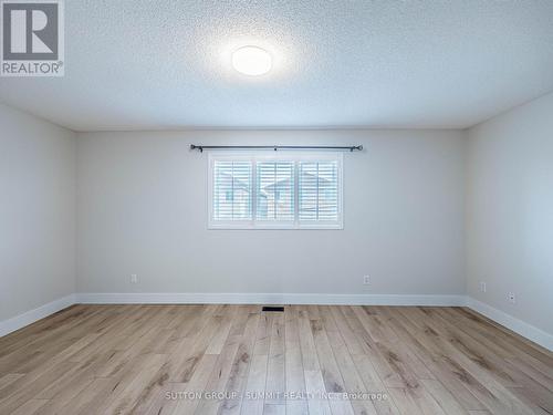 7676 Black Walnut Trail E, Mississauga, ON - Indoor Photo Showing Other Room