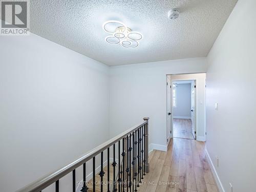 7676 Black Walnut Trail E, Mississauga, ON - Indoor Photo Showing Other Room