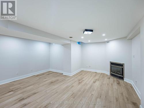 7676 Black Walnut Trail E, Mississauga, ON - Indoor With Fireplace