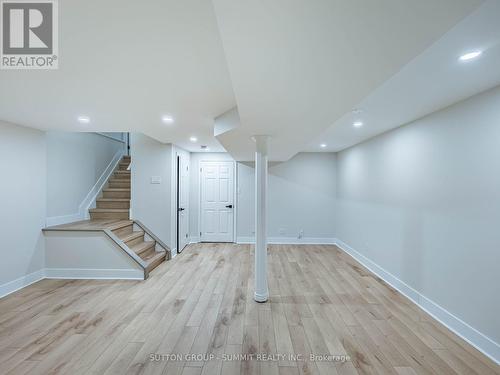 7676 Black Walnut Trail E, Mississauga, ON - Indoor Photo Showing Other Room