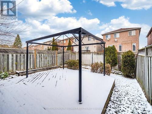 7676 Black Walnut Trail E, Mississauga, ON - Outdoor