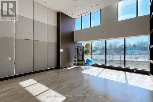 2310 - 85 Mcmahon Drive, Toronto, ON - Indoor Photo Showing Other Room