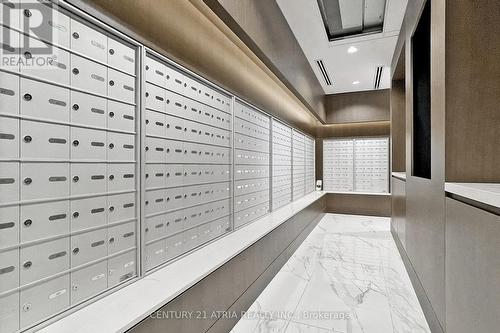 2310 - 85 Mcmahon Drive, Toronto, ON - Indoor Photo Showing Other Room