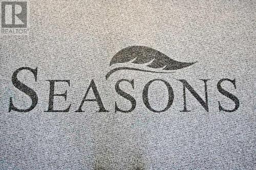 2310 - 85 Mcmahon Drive, Toronto, ON - Outdoor