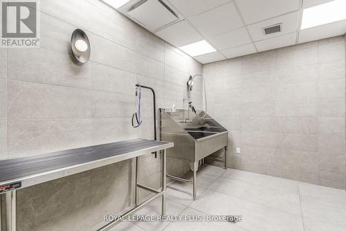 2202 - 3220 William Coltson Avenue, Oakville, ON - Indoor Photo Showing Other Room