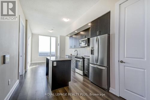 2202 - 3220 William Coltson Avenue, Oakville, ON - Indoor Photo Showing Kitchen With Stainless Steel Kitchen