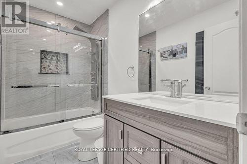 21 Dunure Crescent, Brampton, ON - Indoor Photo Showing Bathroom