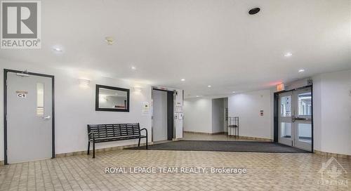 213 316 Lorry Greenberg Drive, Ottawa, ON - Indoor Photo Showing Other Room
