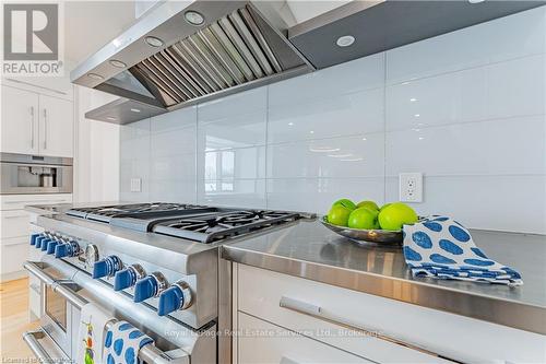 1748 Centre Road, Hamilton (Carlisle), ON - Indoor Photo Showing Kitchen