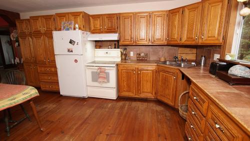 Cuisine - 158 Rue Quesnel, Saint-Alphonse-Rodriguez, QC - Indoor Photo Showing Kitchen With Double Sink