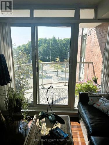 427 - 550 Queens Quay, Toronto, ON - Indoor