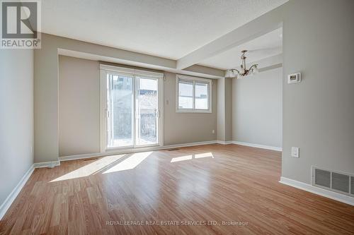 1 - 2411 Sovereign Street, Oakville, ON - Indoor Photo Showing Other Room