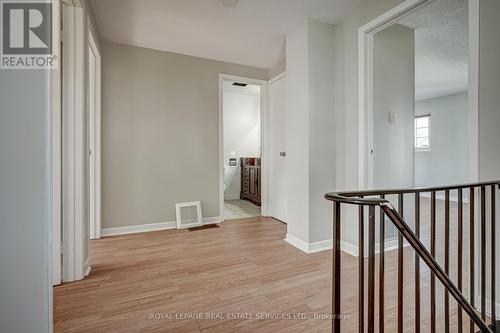 1 - 2411 Sovereign Street, Oakville, ON - Indoor Photo Showing Other Room