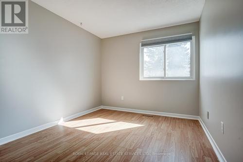 1 - 2411 Sovereign Street, Oakville, ON - Indoor Photo Showing Other Room