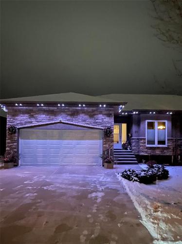 20 Bayhill Crescent, Brandon, MB - 