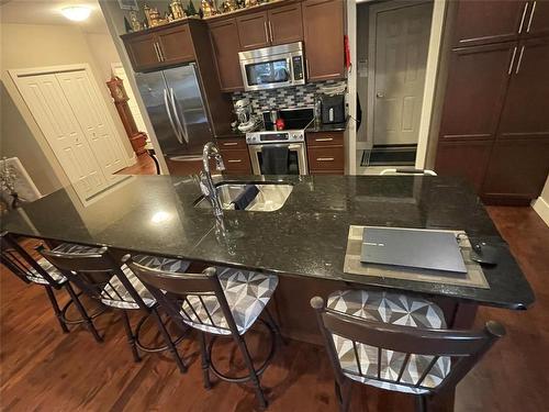 20 Bayhill Crescent, Brandon, MB - Indoor Photo Showing Kitchen
