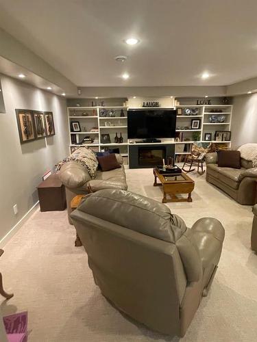 20 Bayhill Crescent, Brandon, MB - Indoor