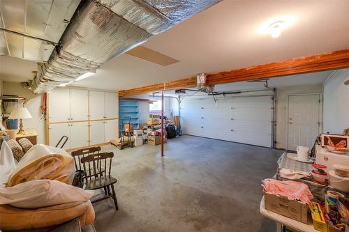 4836/4840 Barten Place, Okanagan Falls, BC - Indoor Photo Showing Garage