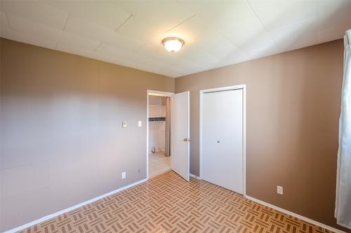4836/4840 Barten Place, Okanagan Falls, BC - Indoor Photo Showing Other Room