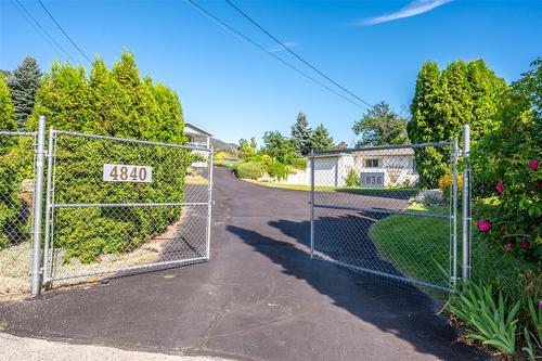 4836/4840 Barten Place, Okanagan Falls, BC - Outdoor