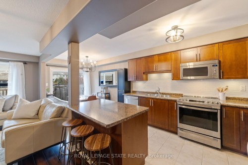 51 Cedar Street, Grimsby, ON - Indoor Photo Showing Kitchen With Stainless Steel Kitchen With Double Sink