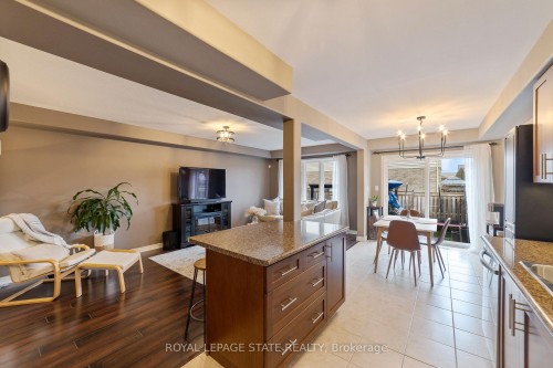 51 Cedar Street, Grimsby, ON - Indoor