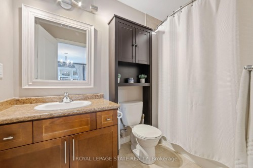 51 Cedar Street, Grimsby, ON - Indoor Photo Showing Bathroom